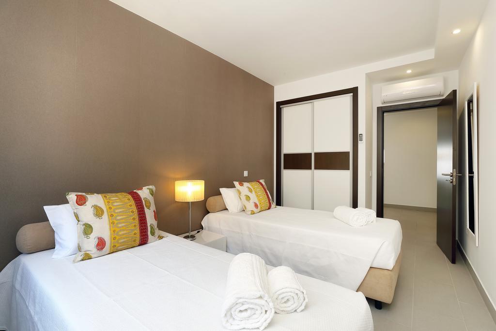 Original 3 Bedroom Downtown 阿尔布费拉 外观 照片